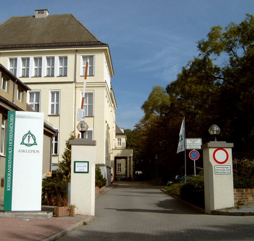 Südeingang zum Klinikum